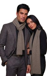 unisex plain knit scarf in 100% cashmere made in Italy