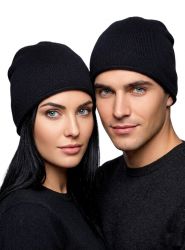 unisex plain knit hat in 100% cashmere made in Italy