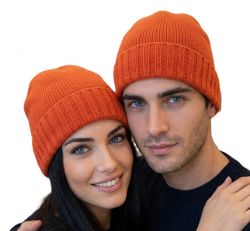 unisex ribbed edge hat in 100% cashmere made in Italy